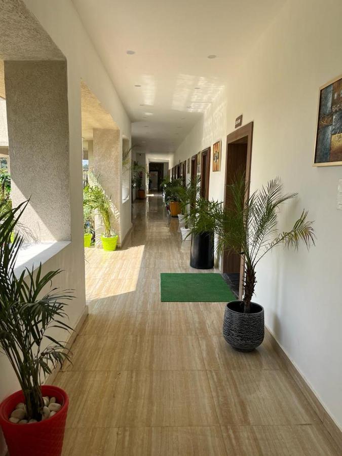 Hotel Eco Park Rewa Bagian luar foto