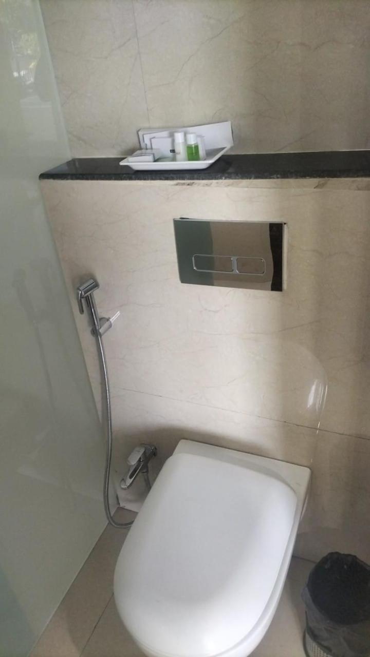 Hotel Eco Park Rewa Bagian luar foto